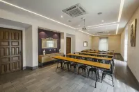 Hotel Real Maestranza Hotels in Гвадалахара