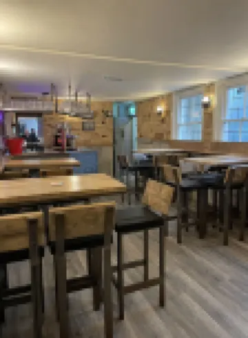 Commercial Hotel