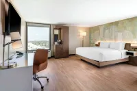 Cambria Hotel Orlando Near Universal Theme Parks Hotels in Орландо