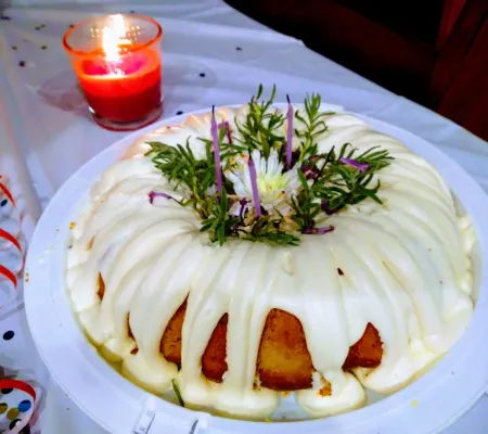 The Lodge at Runaway Bay Отели в г. Эстор