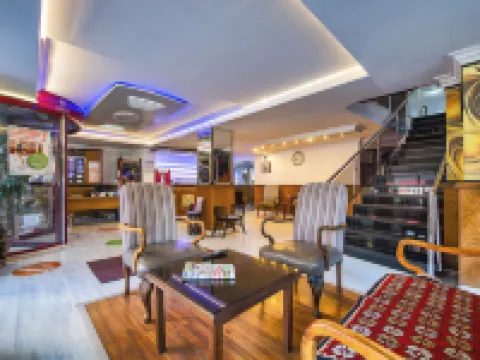 Kozan City Hotel โรงแรมในอิซมีร์