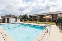 Comfort Inn Warner Robins - Robins Air Force Base Area - Pools