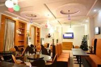 Purple Hills Hotel - breakfast