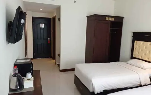 Same Hotel Cepu - Pools