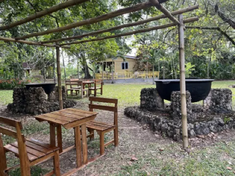 Warrie Head Resort Hotels in 