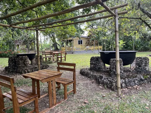 Warrie Head Resort Hotel di Belmopan