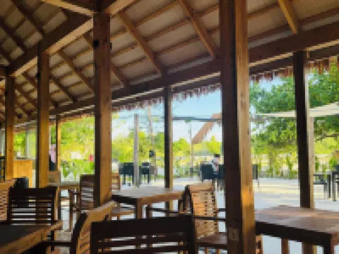 Wave Crest Retreat Hotels in Thulusdhoo