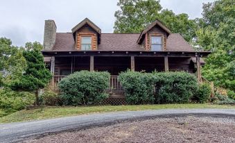 ER2 - Heavenly View Great Location! - Close to Town! Cabin