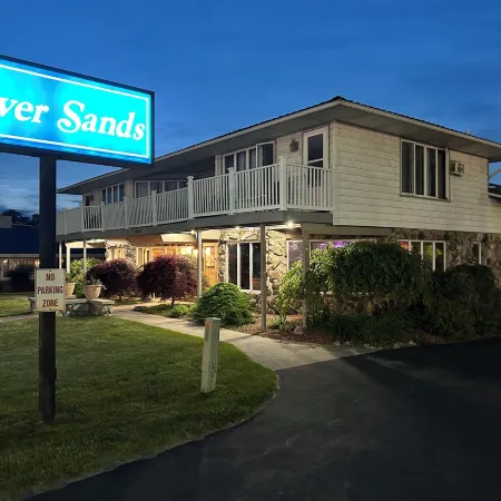 Silver Sands Resort