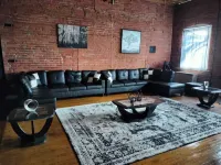 Downtown Detroit Loft - Fully Equipped & Absolutely Gorgeous Theme by RedAwning Hotel a Detroit