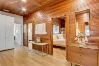 Dog Friendly Beachfront Condo, Direct Access to Beach by RedAwning