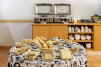 Hostel Bela Ria - breakfast