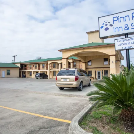 Pinn Road Inn and Suites Lackland AFB and Seaworld