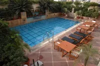 Radisson Hotel Varanasi - Rooftop Pools