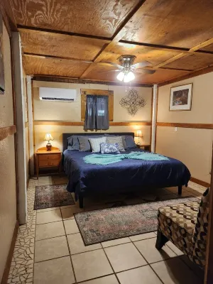Quiet private 1 bdrm apt w/hot tub blocks from beach/boat launch Hotels near Mississippi Sandhill Crane National Wildlife Refuge Admin Building And Visitor Contact Station