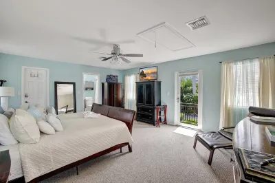 Beach Duplex - 3br 5ba Manor with Heated Pool
