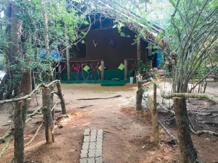 Hidden Jungle Village Отели в г. Сольявева