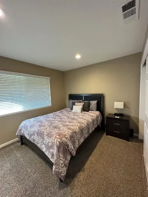 Cozy and Convenient Entire Home For traveling professionals and families Hotels near Bristol Park