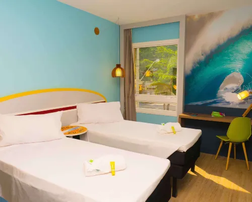 Golden Tulip Guarujá - Antigo Delphin Surf Hotel Hotels in Guaruja