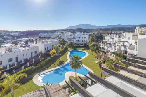 Sunset Sunshine Pool and Golf - Happy Rentals