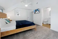 Mt Snow Getaway - 3 Bedroom Chic Condo - Community Pool and Tennis