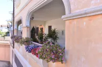 IzzHome Blue Sea Hotels in Nora