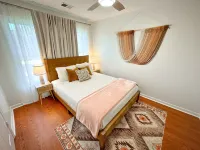 Boho Hideaway Townhome, 2br/2.5ba Near UofM/Highland Strip