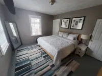 Cozy 2-bedroom apartment in serene Providence with WiFi, AC
