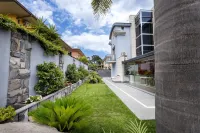 Zaffiro Lavico Rooms Etna Nature Sea Hotels in Lavinaio