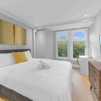 Elegant Suites De La Montagne- Dtwn Mtl Rooms