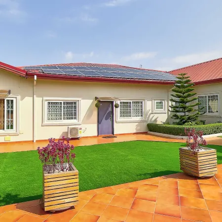 Maya Villa Hotel Отели в г. Абери