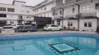LAGOON BEACH HOTEL - Pools