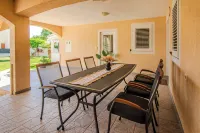 Apartments Juracak Josip i Mira Hotels in Nin