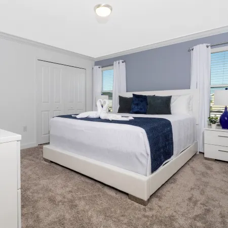 Stunning 4 Bd w/ Pool Close to Disney @ Champions Gate 990