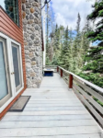 Escape into Nature - Cozy Beaver Cabin by Eagle Point Ski Resort & Puffer Lake