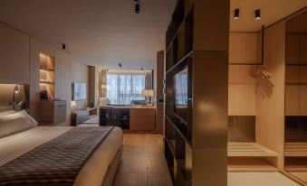 The Blackpine Hotel, Small Luxury Hotels