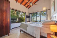 Incredible Ocean Views, Private Pool, Fully Equipped Villa in a Gated Community