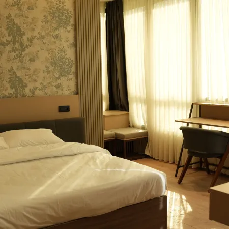 Arun Suites