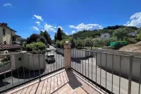 Valentinà house complete house near the sea Hotels in Carrara