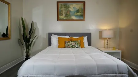 3-bedroom house in charming Wildwood with AC, WiFi. Enjoy a relaxing stay