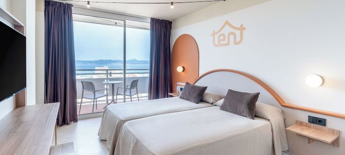 텐트 아레날 루크마호르 호텔
