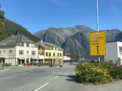 Spectacular Norwegian Fjord with unbeatable view, sauna and hot tub Hotels in Orsta