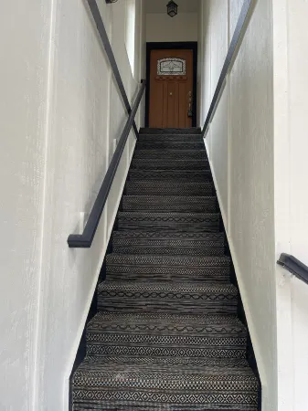 Spacious Beach House - 30 seconds to sand