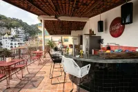 Private Guesthouse in an Old Town Staffed Villa w/Views and Heated Rooftop Pool
