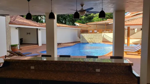 Beautiful 1 Bedroom 1 Bath Condo with Attached Garage - 4-Star