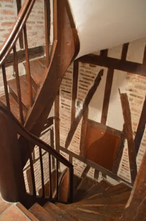 Charming studio in the heart of Amboise with gorgeous views of the Château! Отели рядом с достопримечательностью «Парк Мини-Шато»