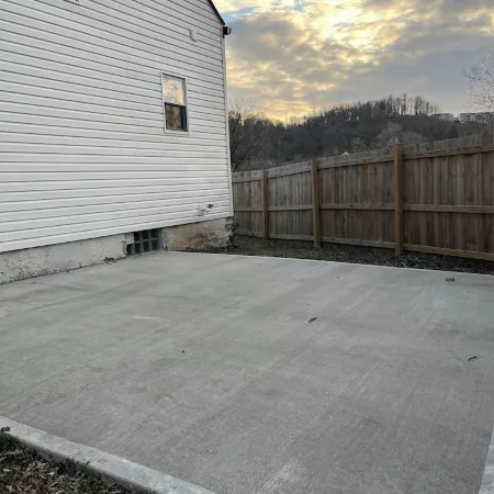 Love the Cov- Spacious 4-bedroom house in charming Covington with WiFi, AC
