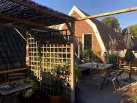 Stylish and Spacious Apartment with Sunny Rooftop Terrace In the Heart of Bergen Hotels near Bergerac