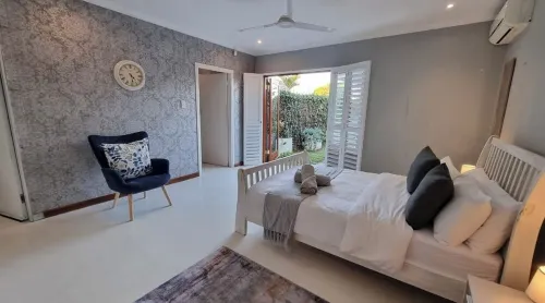 Spacious and secure modern home with exquisite views