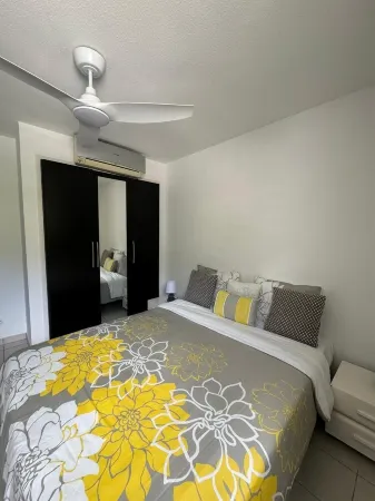 3 bedroom apartment with pool